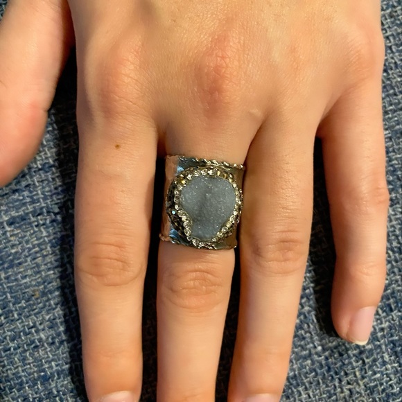 Ring - Picture 1 of 2